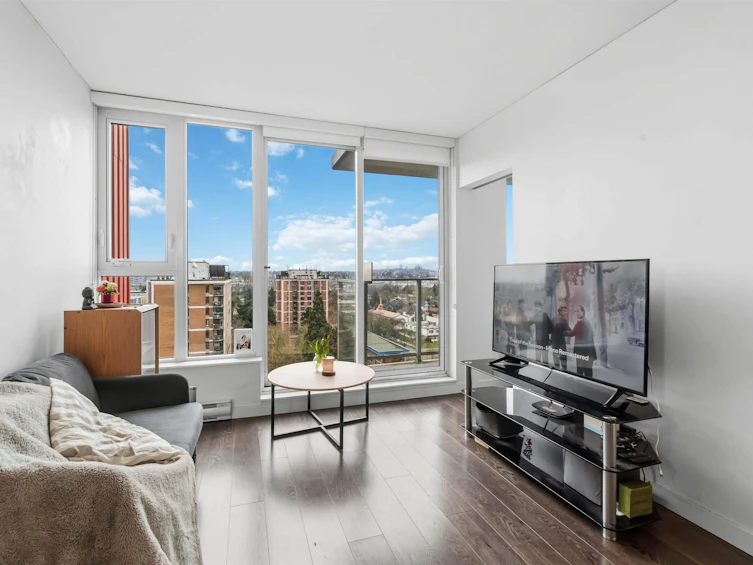 1108-933 E Hastings Street, Vancouver, BC, V6A 0G6 - 2
