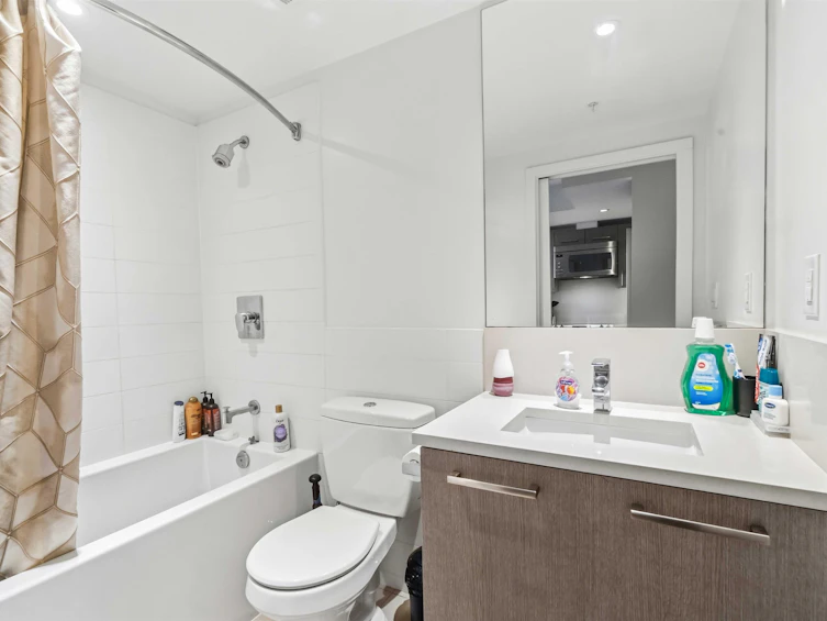 1108-933 E Hastings Street, Vancouver, BC, V6A 0G6 - 8