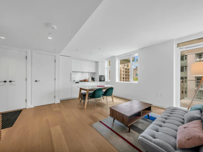 906-1180 Broughton Street - 4
