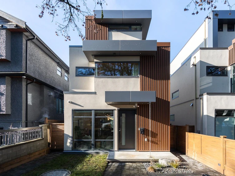 4717 Lanark Street, Vancouver, BC, V5N 3R9 - 2
