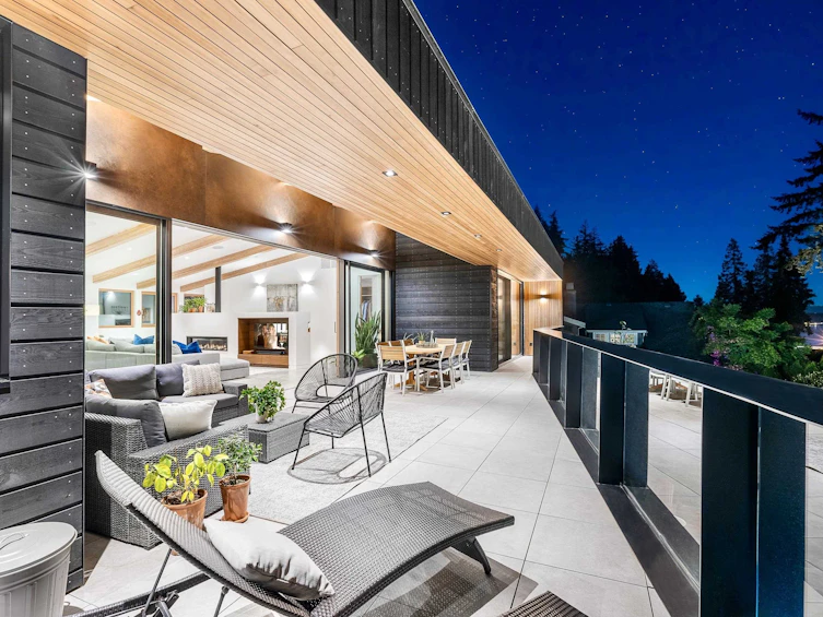 3823 Bayridge Avenue, West Vancouver, BC, V7V 3J3 - 17
