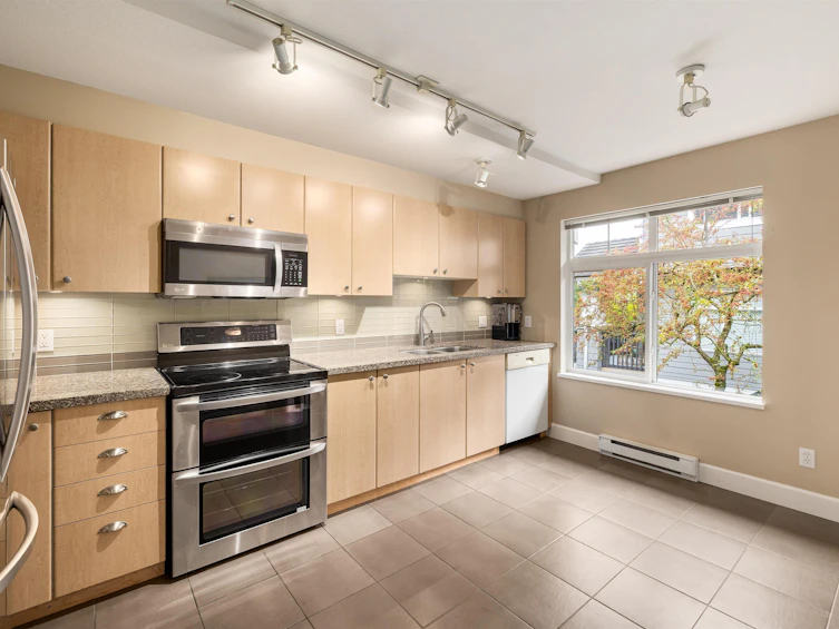 109-15236 36 Avenue, Surrey, BC, V3Z 2B3 - 8
