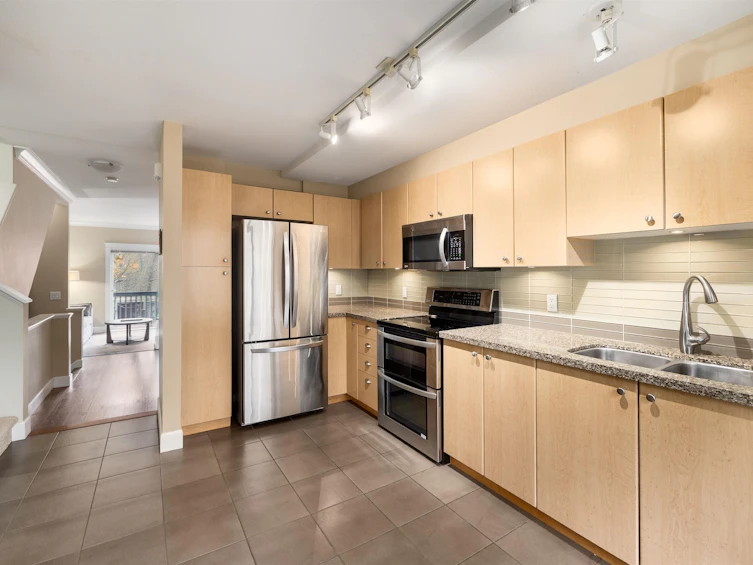 109-15236 36 Avenue, Surrey, BC, V3Z 2B3 - 9