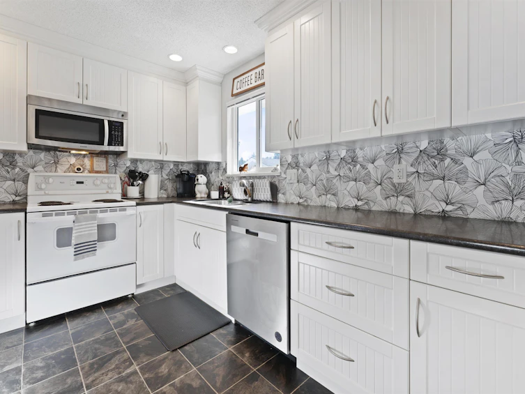 11682 64a Avenue, Delta, BC, V4E 2C6 - 10