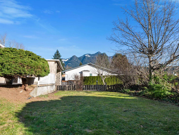 560 Wardle Street, Hope, BC, V0X 1L0 - 37