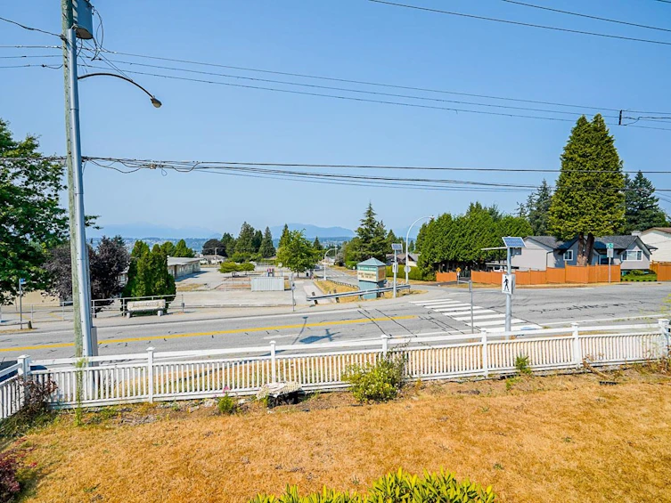 13792 112 Avenue, Surrey, BC, V3R 2G3 - 33