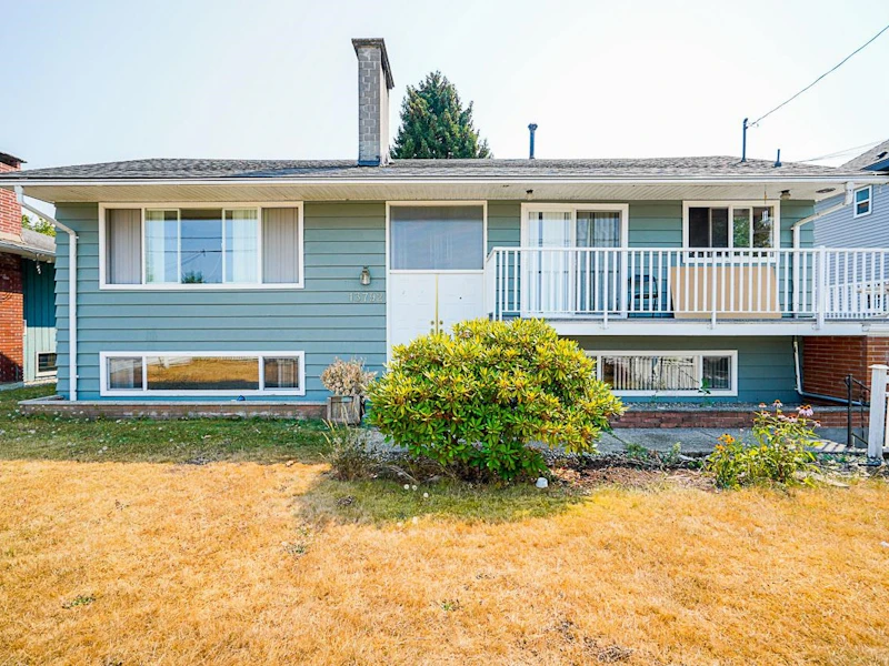 13792 112th Avenue, Surrey BC V3R 2G3