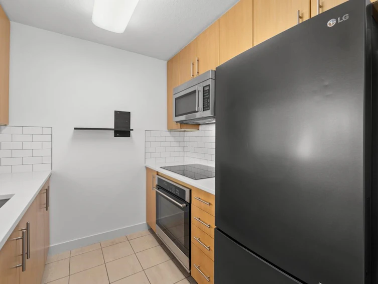 610-3660 Vanness Avenue, Vancouver, BC, V5R 6H8 - 9