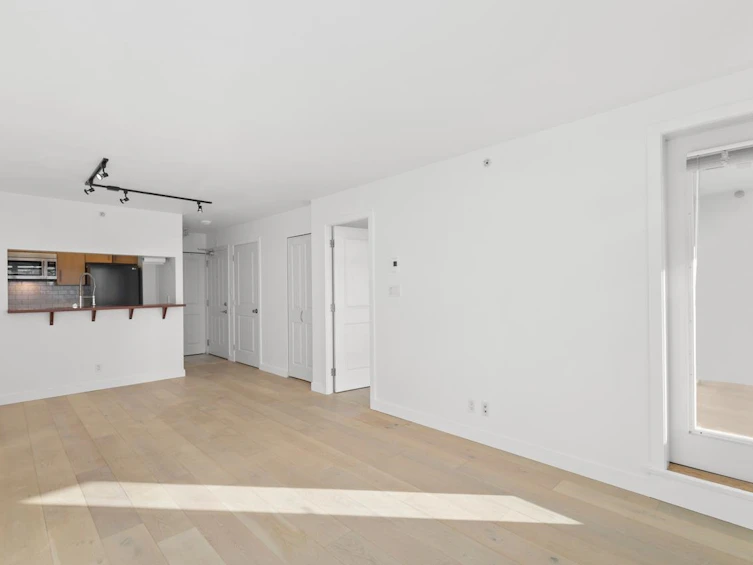 610-3660 Vanness Avenue, Vancouver, BC, V5R 6H8 - 5
