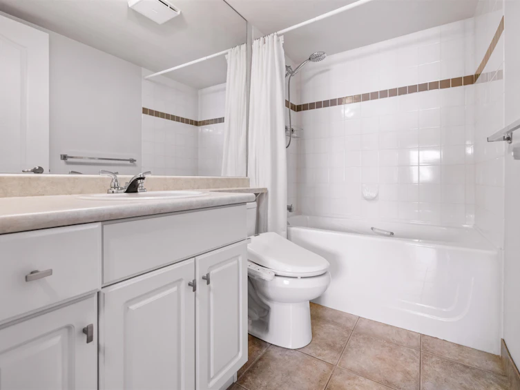 216-33150 4 Avenue, Mission, BC, V2V 7A3 - 23