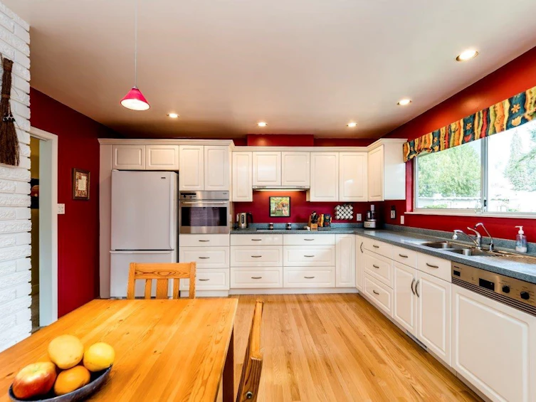 4302 Carolyn Drive, North Vancouver, BC, V7R 4A4 - 6