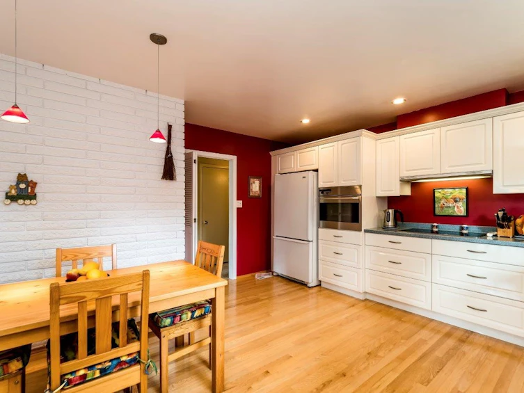 4302 Carolyn Drive, North Vancouver, BC, V7R 4A4 - 7