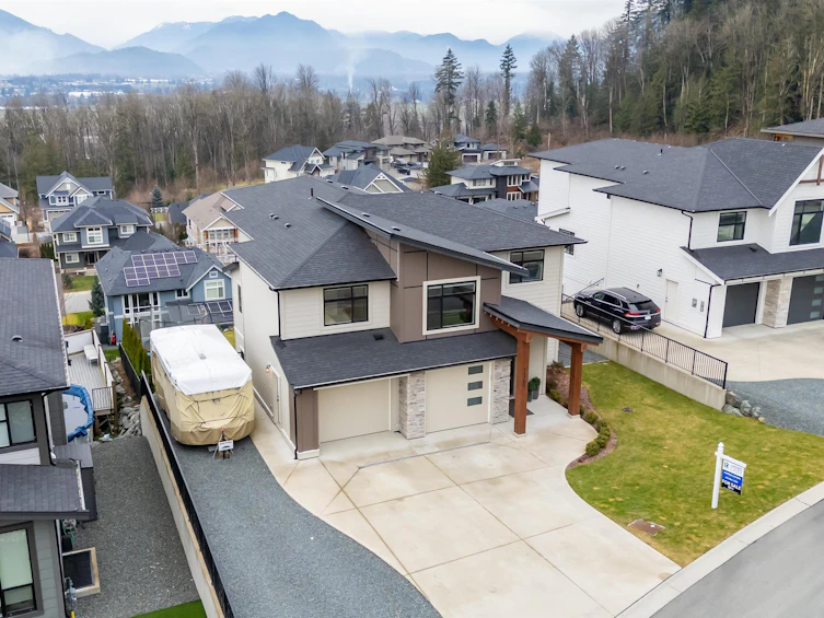 51185 Charlotte Place, Chilliwack, BC, V4Z 0E5 - 2