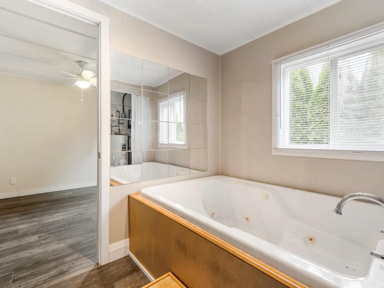 17-3942 Columbia Valley Road, Cultus Lake, BC, V2R 5B1 - 32