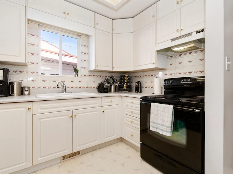 480 Coquihalla Street, Hope, BC, V0X 1L0 - 5