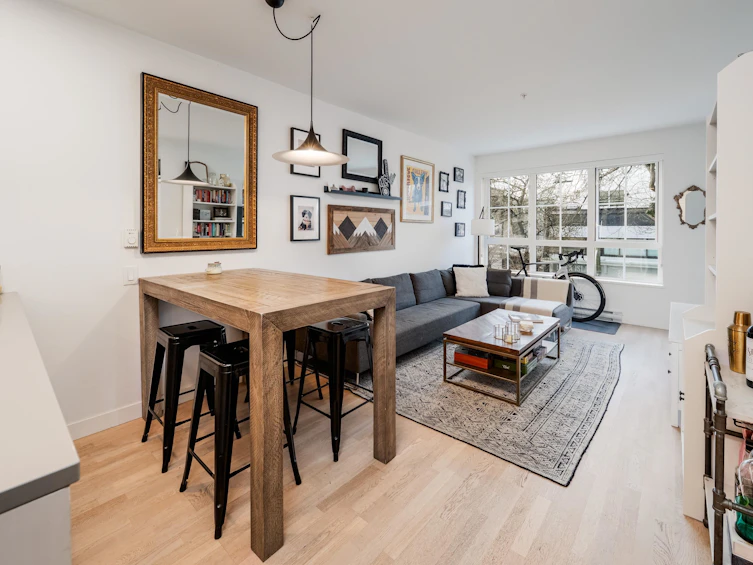 210-2468 Bayswater Street, Vancouver, BC, V6K 4B3 - 4