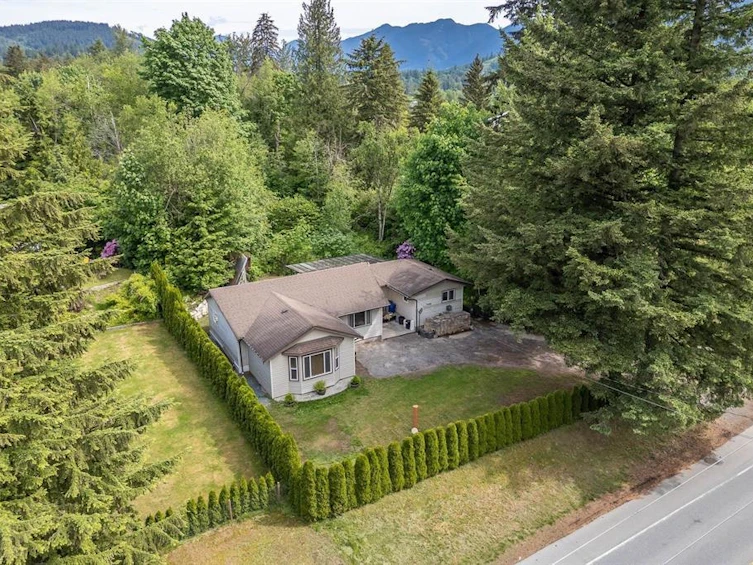 33581 Dewdney Trunk Road, Mission, BC, V2V 6Y3 - 7