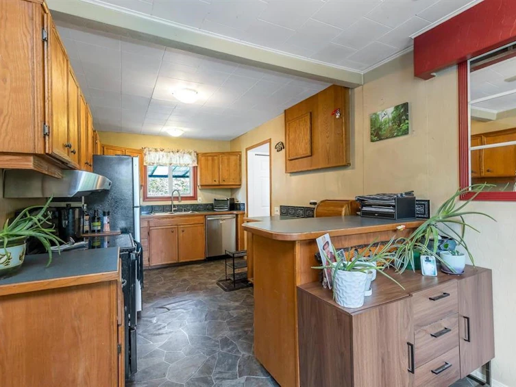 33581 Dewdney Trunk Road, Mission, BC, V2V 6Y3 - 16
