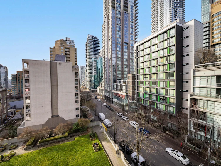 706-1212 Howe Street, Vancouver, BC, V6Z 2M9 - 8