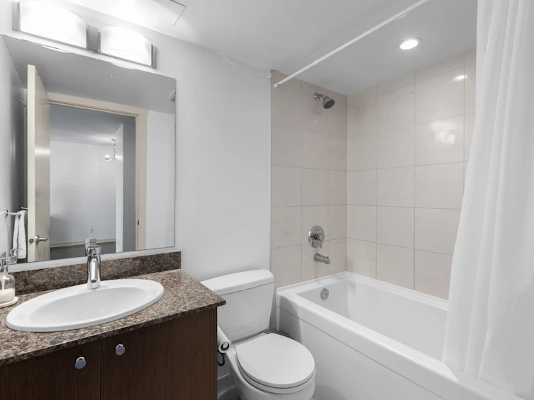 706-1212 Howe Street, Vancouver, BC, V6Z 2M9 - 26