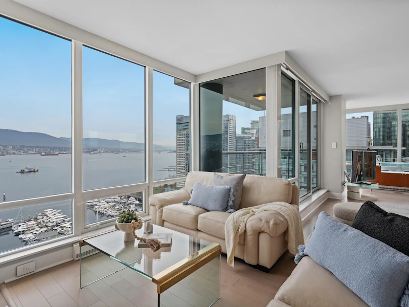 2102 - 590 Nicola Street, Vancouver BC V6G 3J8