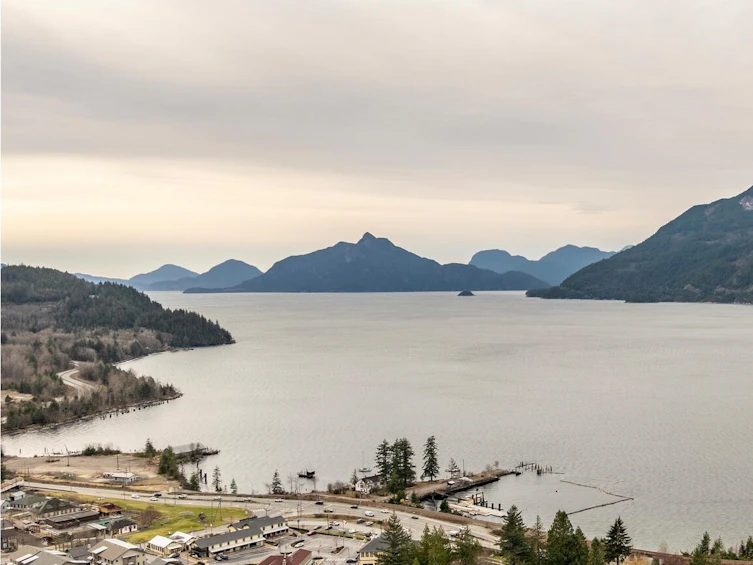 828 Britannia Way, Squamish, BC, V0N 1J0 - 30