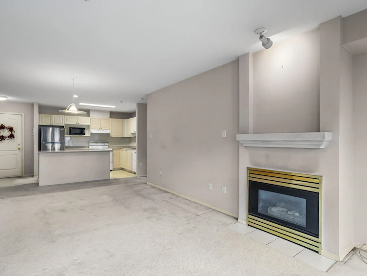 215-2968 Burlington Drive, Coquitlam, BC, V3B 7S6 - 9