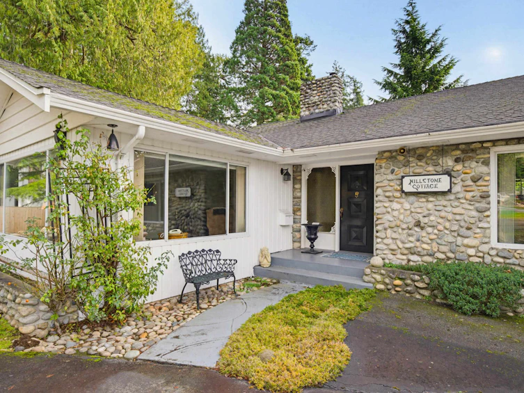 855 Pacific Drive, Delta, BC, V4M 2K2 - 2