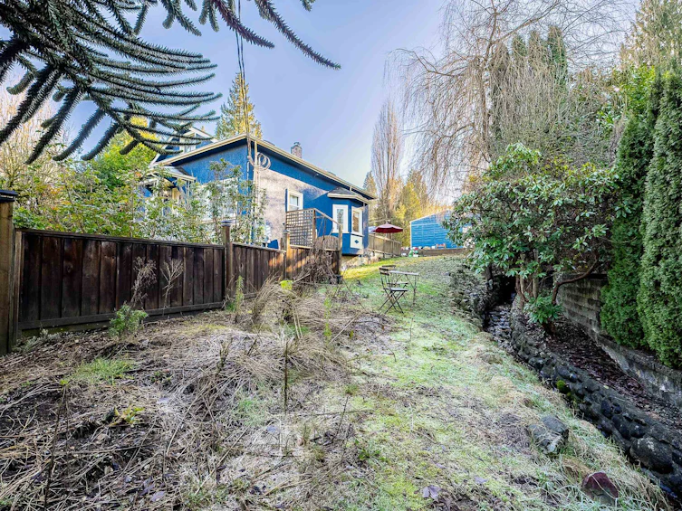 2221 Clarke Street, Port Moody, BC, V3H 1Y6 - 11