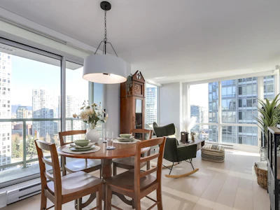 1807-1077 Marinaside Crescent - 2