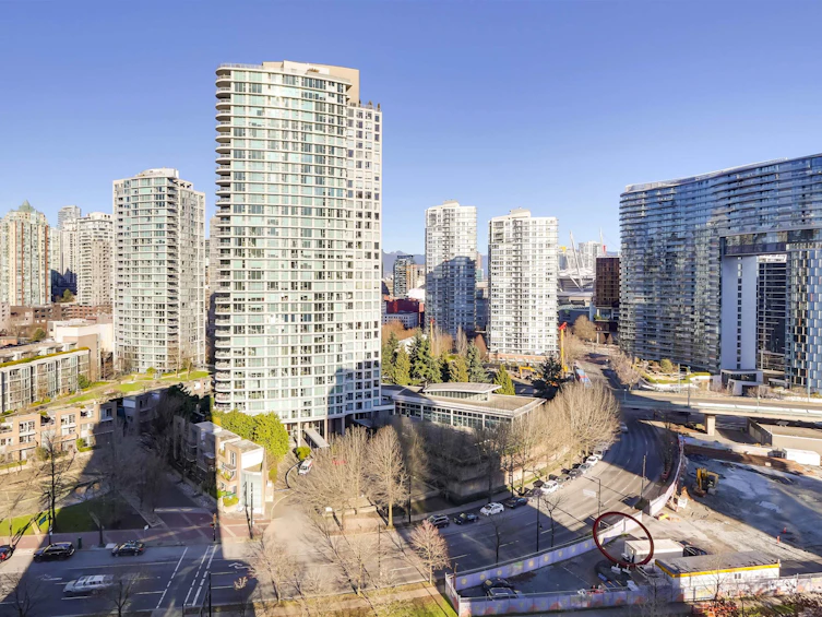 1807-1077 Marinaside Crescent, Vancouver, BC, V6Z 2Z5 - 12
