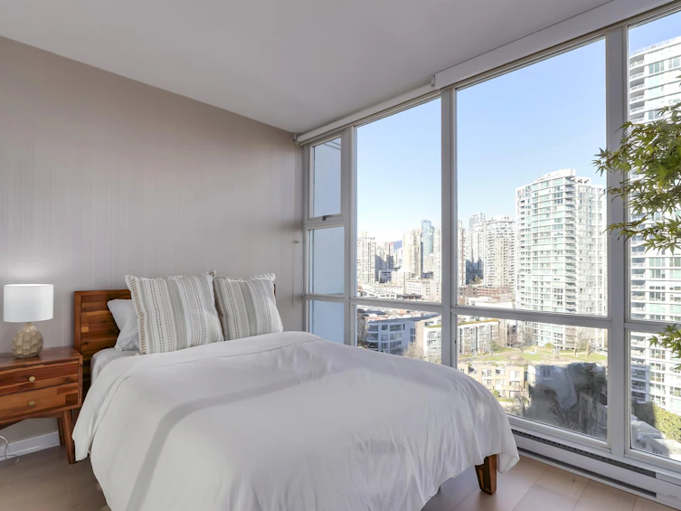 1807-1077 Marinaside Crescent, Vancouver, BC, V6Z 2Z5 - 18