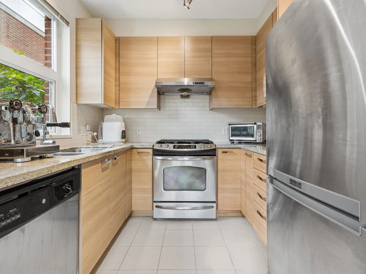 121-9399 Odlin Road, Richmond, BC, V6X 0J6 - 13