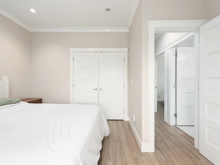 2496 Brock Street, Vancouver, BC, V5R 2R4 - 14