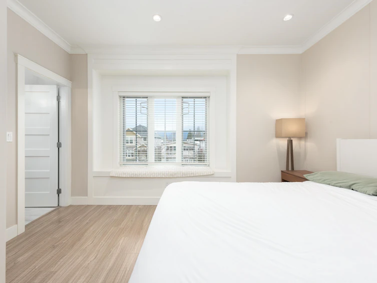 2496 Brock Street, Vancouver, BC, V5R 2R4 - 13