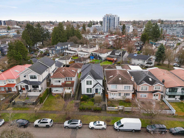 2496 Brock Street, Vancouver, BC, V5R 2R4 - 22