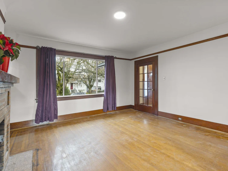 3056 W 6th Avenue, Vancouver, BC, V6K 1X3 - 7