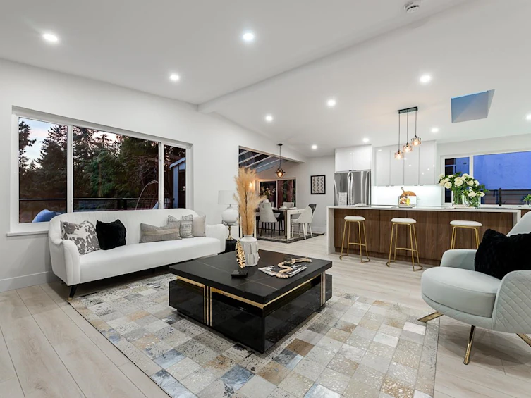 531 Greenway Avenue, North Vancouver, BC, V7N 3C9 - 5