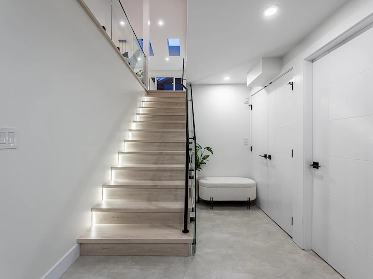 531 Greenway Avenue, North Vancouver, BC, V7N 3C9 - 27