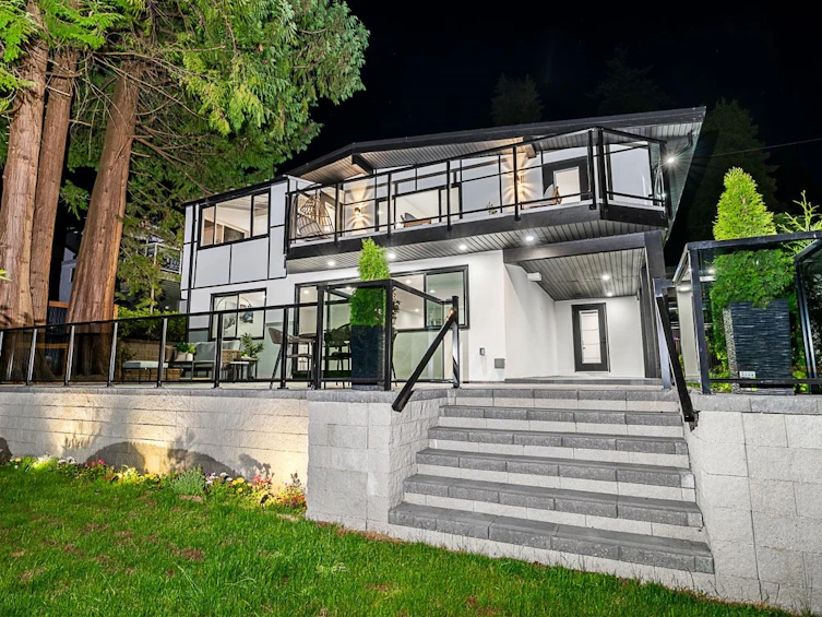 531 Greenway Avenue, North Vancouver, BC, V7N 3C9 - 40