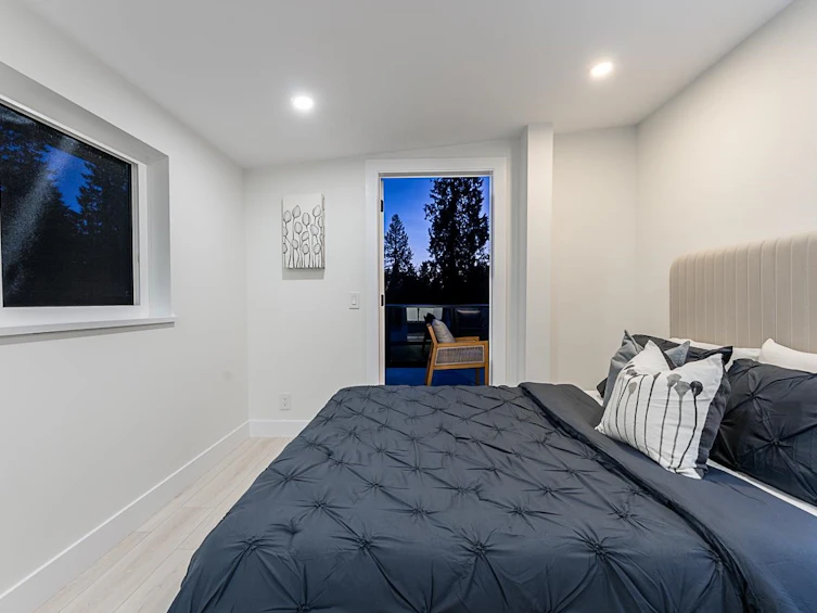 531 Greenway Avenue, North Vancouver, BC, V7N 3C9 - 16