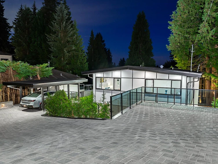 531 Greenway Avenue, North Vancouver, BC, V7N 3C9 - 38