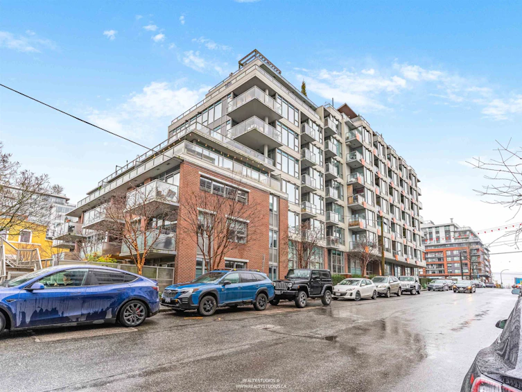 605-250 E 6th Avenue, Vancouver, BC, V5T 0B7 - 3