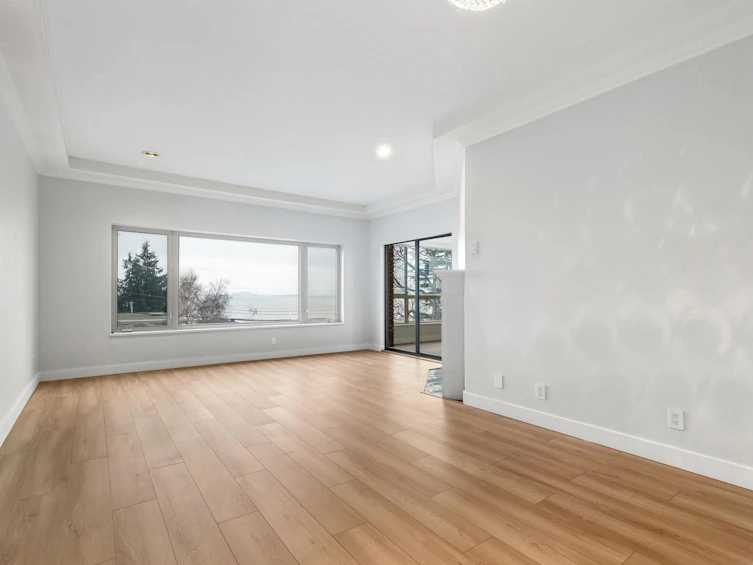 204-15176 Buena Vista Avenue, Surrey, BC, V4B 1Y3 - 7