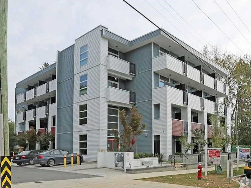 304 - 13678 Grosvenor Road, Surrey BC V3R 5E2