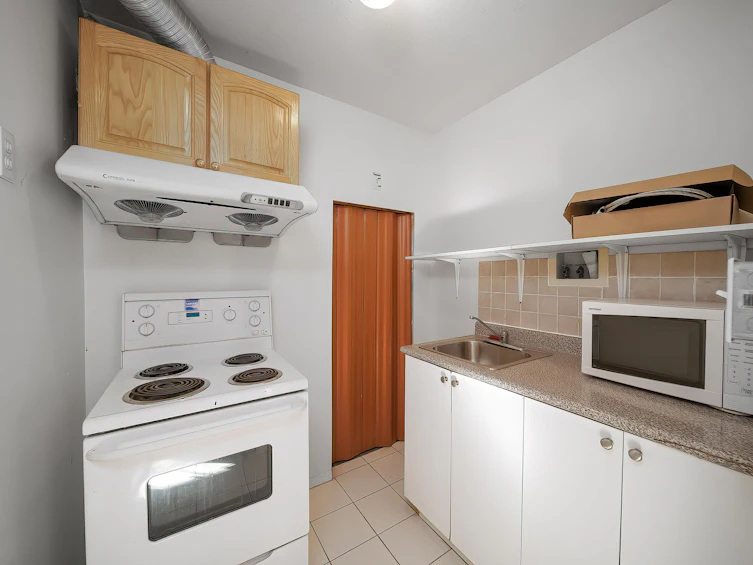 125 N Warwick Avenue, Burnaby, BC, V5B 1K8 - 31