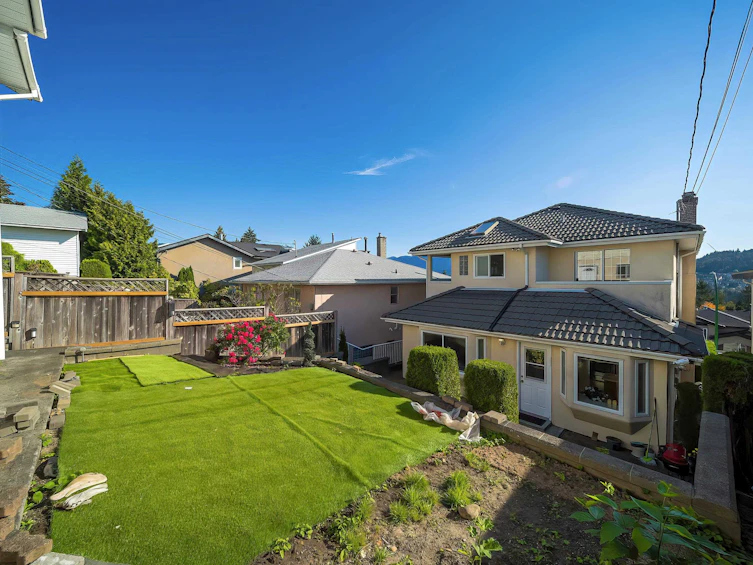 125 N Warwick Avenue, Burnaby, BC, V5B 1K8 - 36