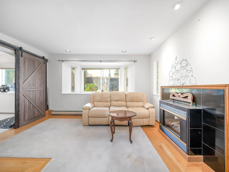 125 N Warwick Avenue, Burnaby, BC, V5B 1K8 - 13