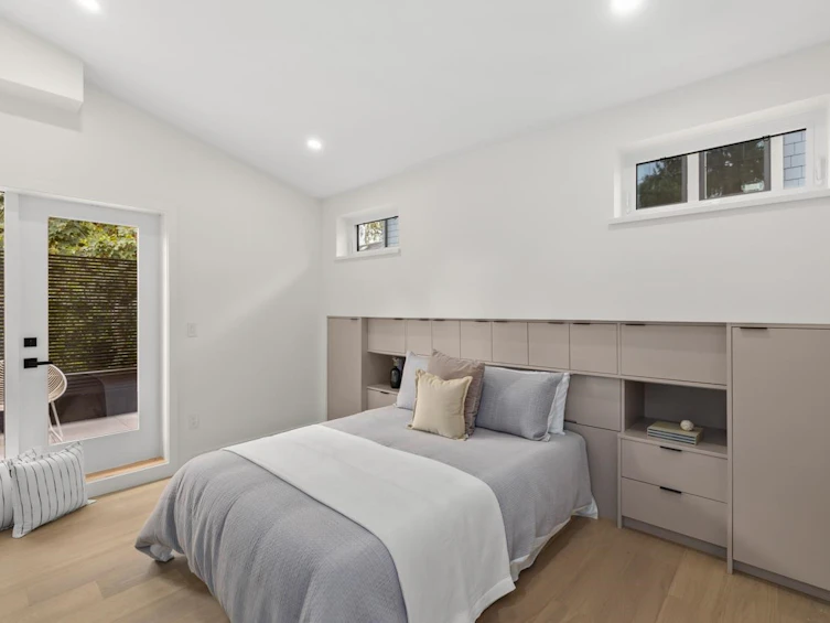 2430 W 49th Avenue, Vancouver, BC, V6M 2V3 - 28