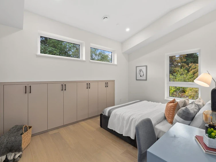 2430 W 49th Avenue, Vancouver, BC, V6M 2V3 - 26